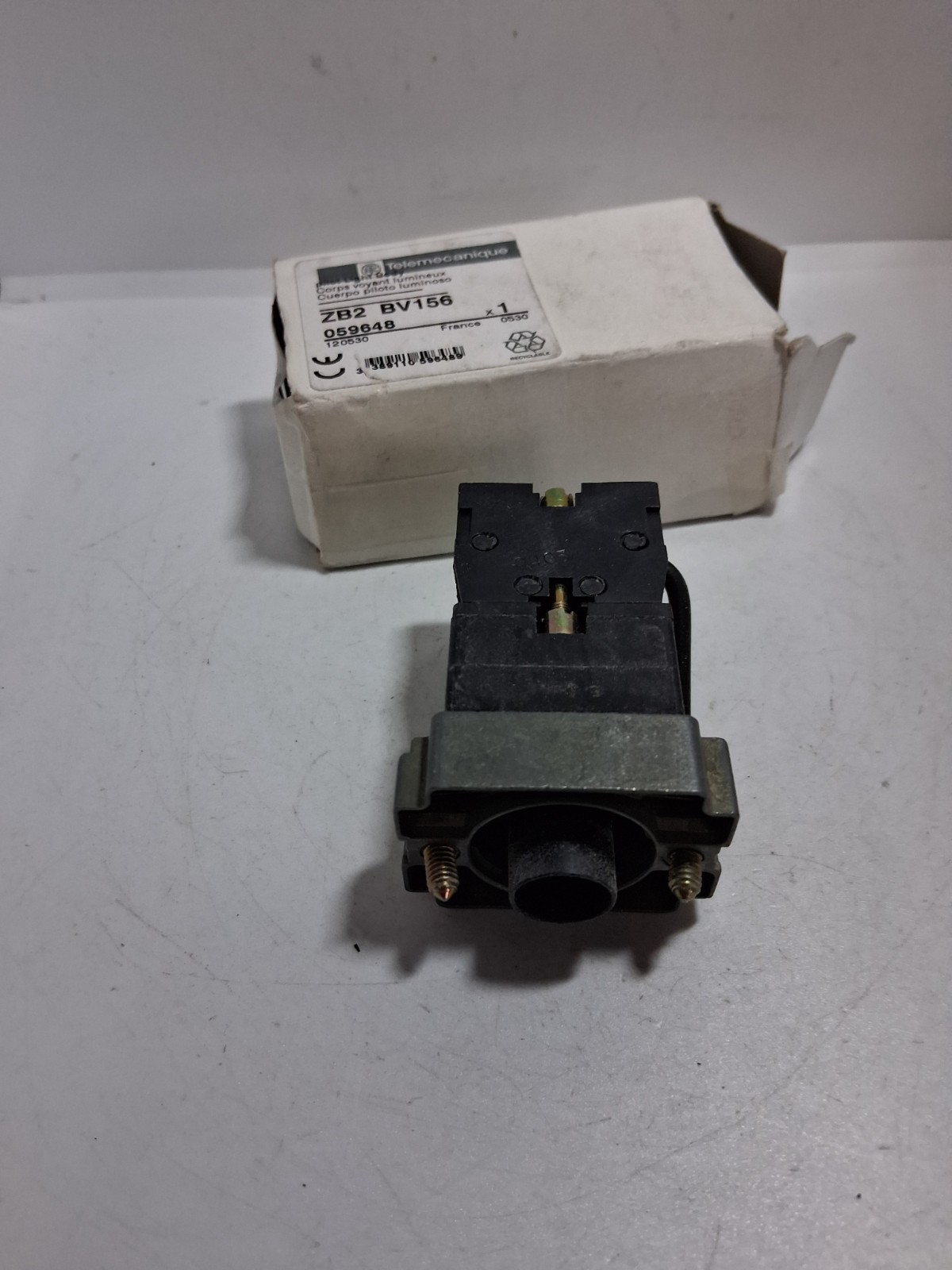 TELEMECANIQUE ZB2 BV156 REMOTE TEST PILOT LIGHT BODY FOR 22MM PUSHBUTTON NIB
