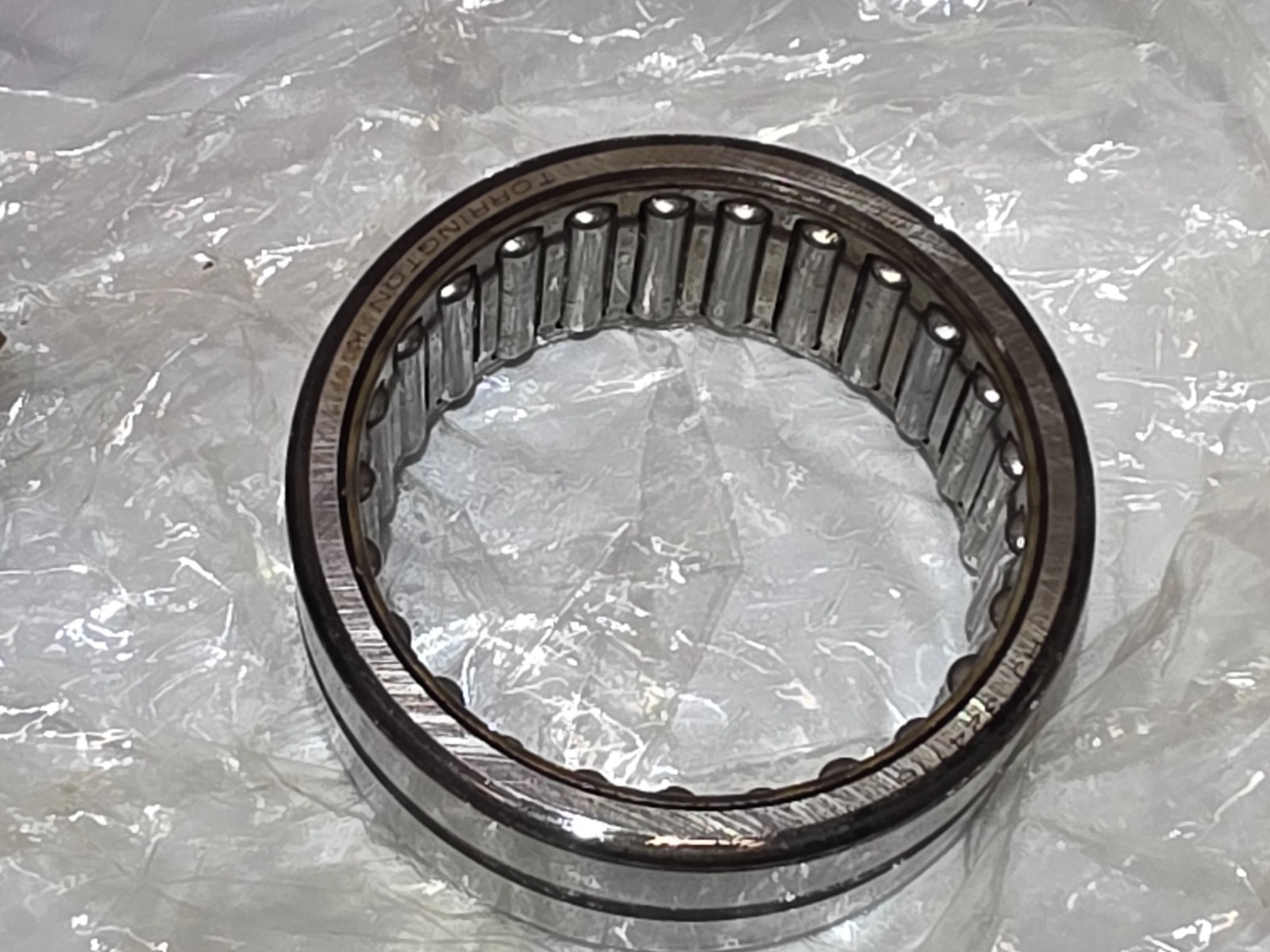 HJ-324116 Needle Roller Bearing, Oil Hole, 2″ ID, 2-9/16″ OD, 1″ Width, 8600rp