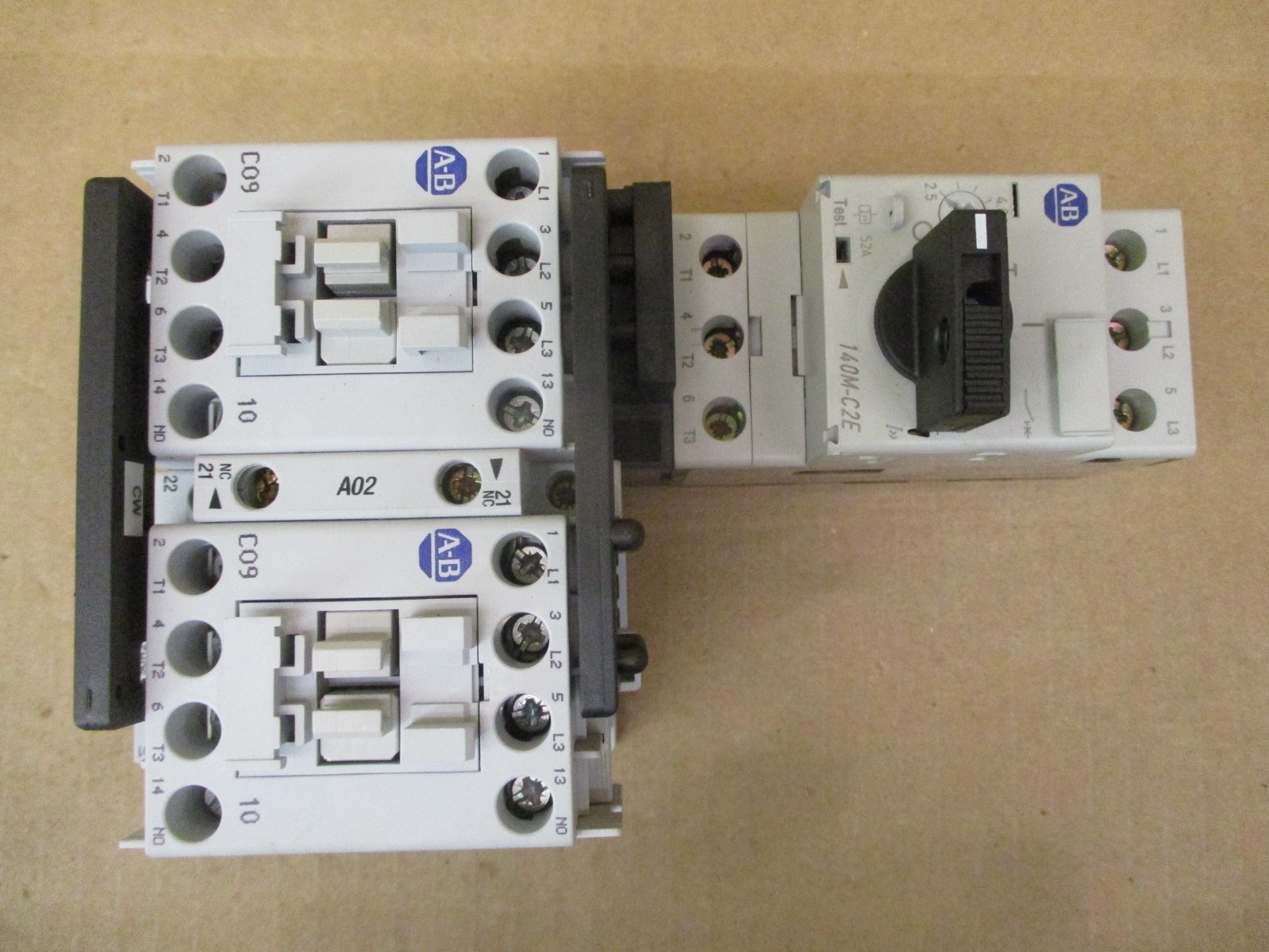 New Open Box Allen-Bradley 191E-AND3-CB40X-KN Contactor 100-C09 53084NADC