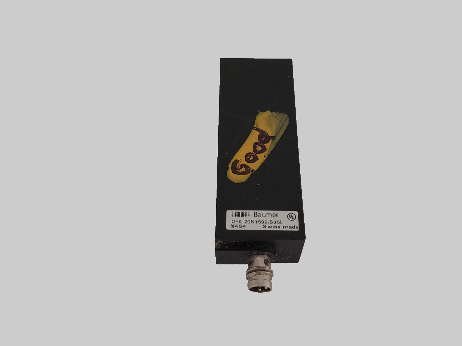 BAUMER IGFK 20N1599/S35L PROXIMITY SWITCH 3 PIN 10-30 VDC