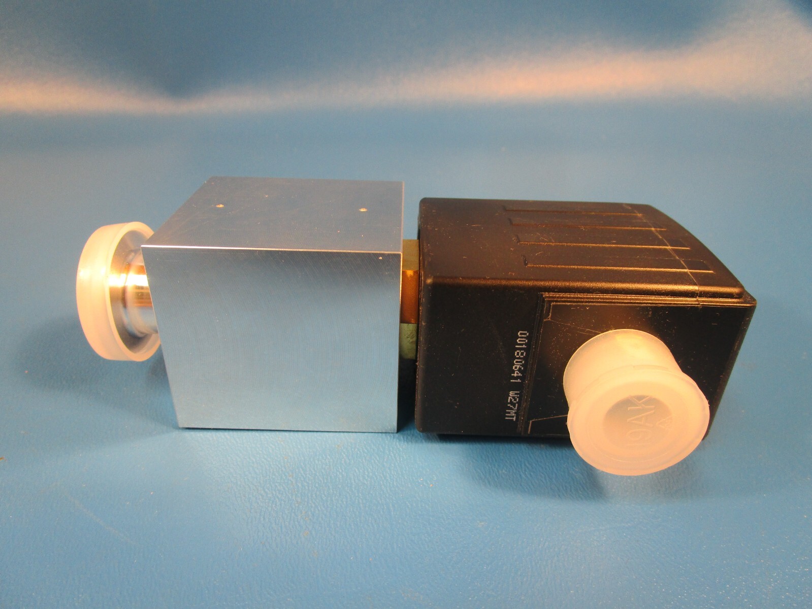 EDWARDS C41780200, LCPV16EKA 24V AC/DC Solenoid Operation Isolation Valve,24v