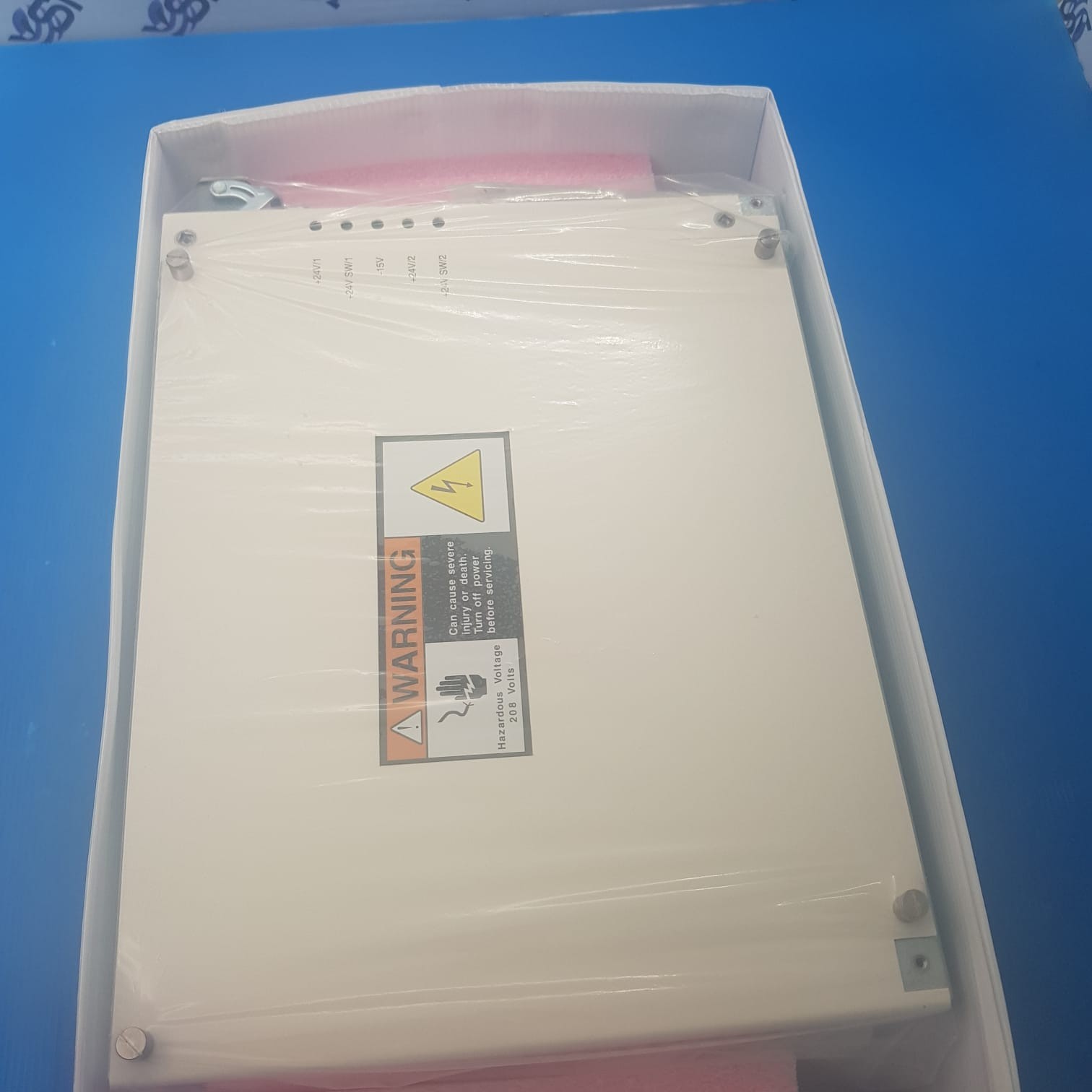 LAM RESEARCH 853-800087-406 MULTI OUTPUT POWER SUPPLY BY SHIMADZU JAPAN