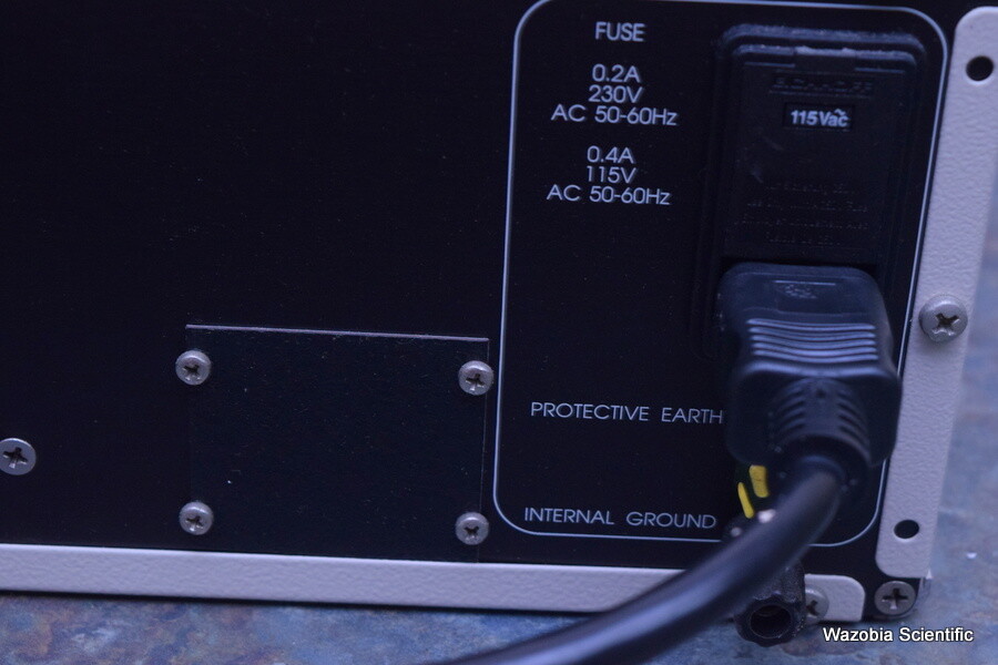 NPI SEC-05L BF SINGLE ELECTRODE VOLTAGE CURRENT CLAMP AMPLIFIER