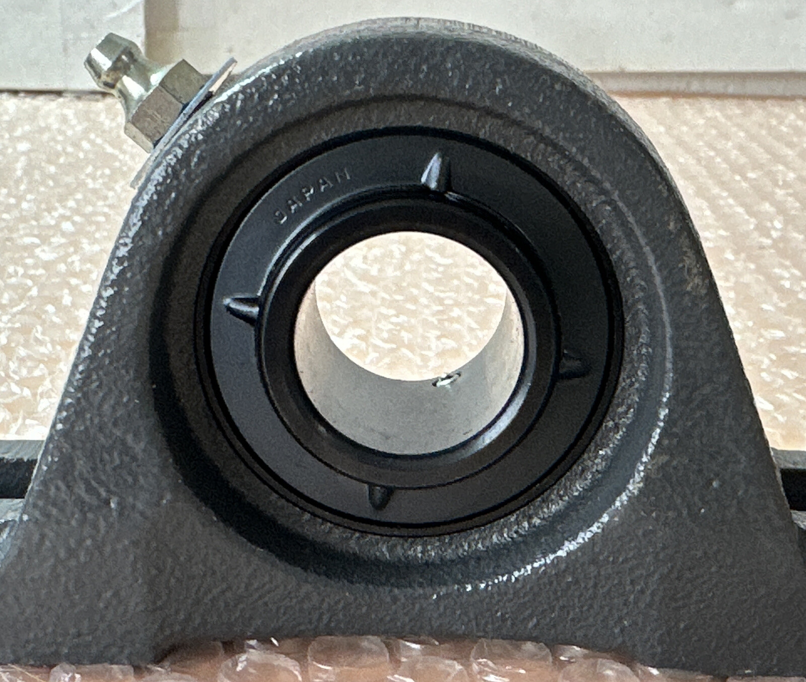 NEW IN BOX- NTN Bearing Units UCP-1 Pillow Block Bearing 1” Bore || FAST SHIPPED