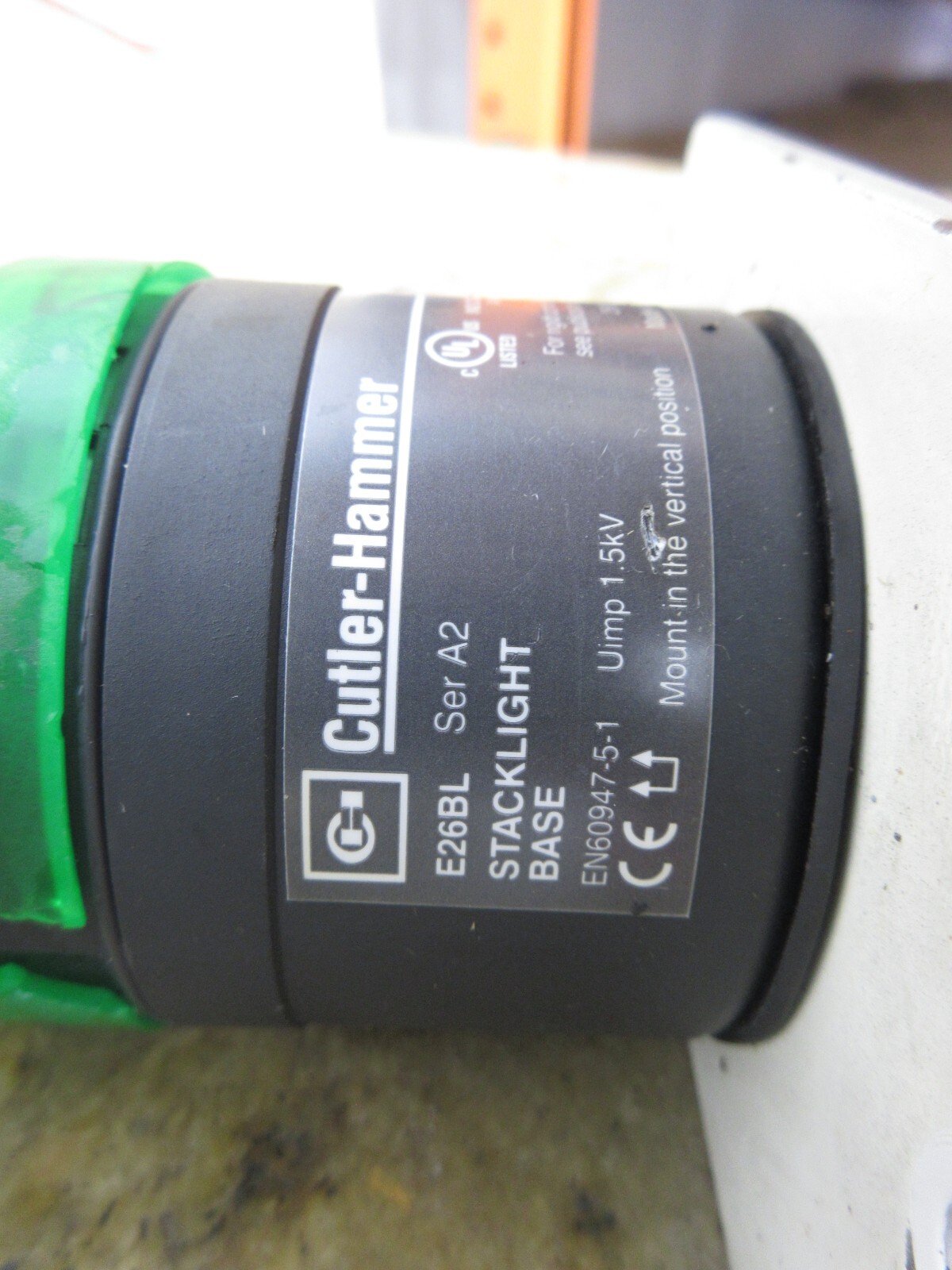 OKUMA ESV-3016 CUTLER HAMMER E26BL SERA2 STACK LIGHT BASE EN60947-5-1 ALARM LAMP