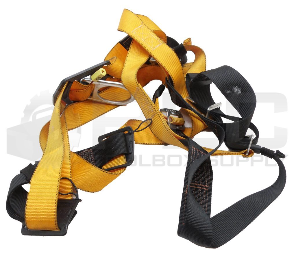 TITAN T4000/UAK FULL BODY HARNESS SIZE UNIVERSAL