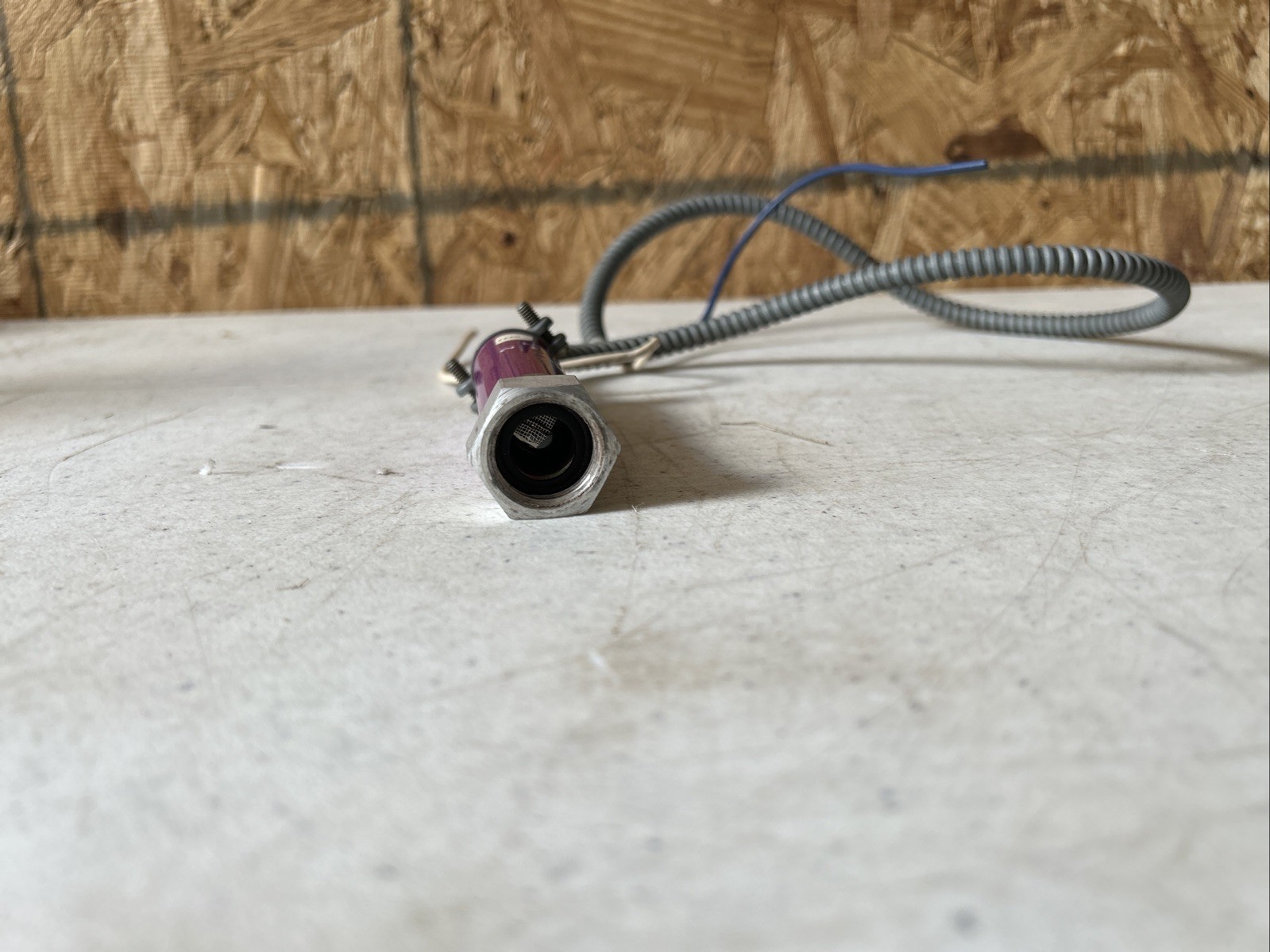 HONEYWELL C7027A-1114 ULTRAVIOLET SENSOR – FREE SHIPPING