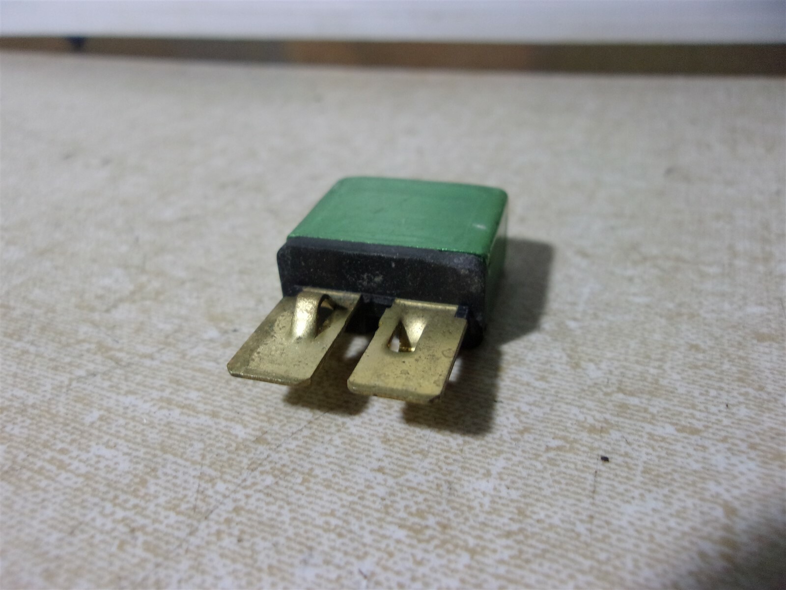 30A 30-Amp Metal Circuit Breaker Fuse *FREE SHIPPING*