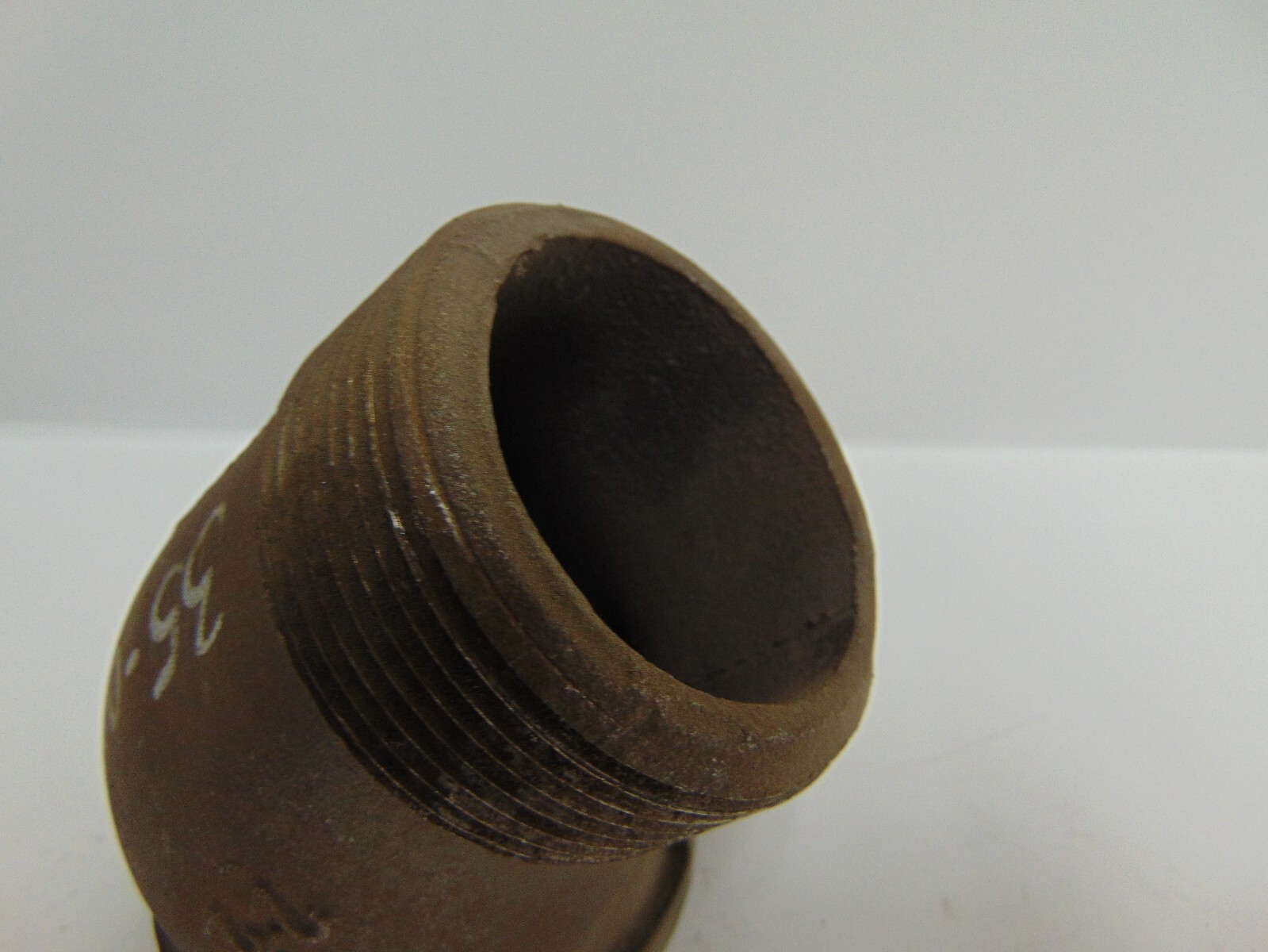 BMI STREET 2-1/2″ 45° MALE TO FEMALE BUTTWELD ELBOW SCH 40 200 PSI