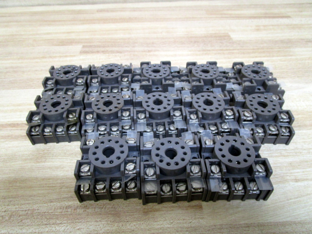 Part 222 Relay Socket (Pack of 13)