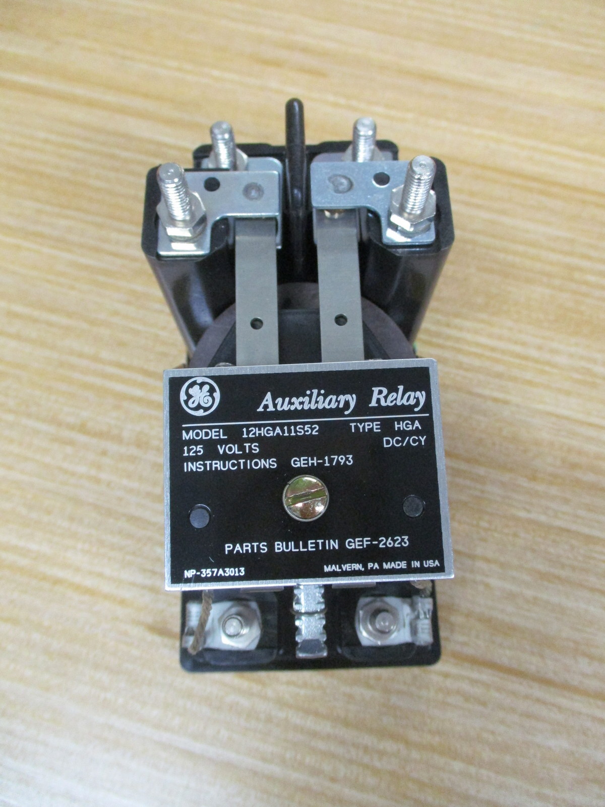 General Electric 12HGA11S52 GE Auxiliary Relay