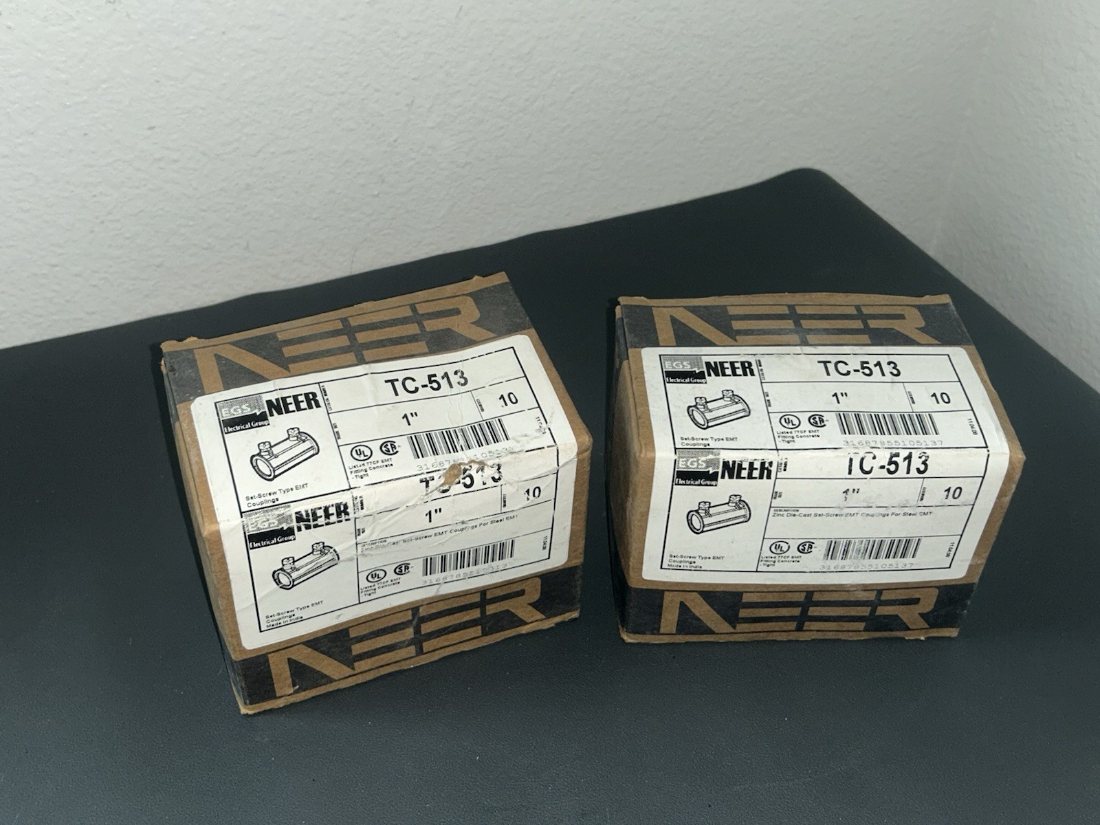 20 PC NEW! EGS NEER 1″ 2-SET SCREW EMT CONDUIT COUPLINGS TC-513