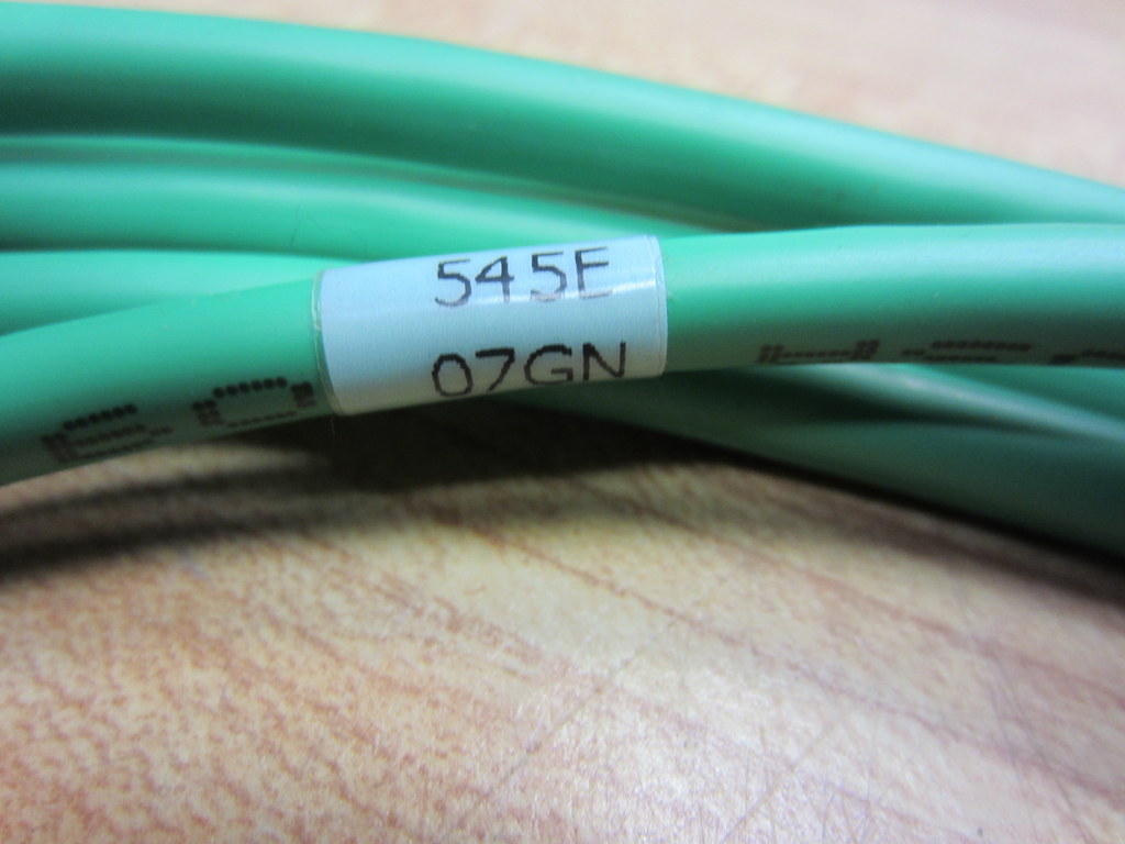 FMC 545E 07GN Cat 5 Patch Cable 7ft LAN Ethernet RJ45 (Pack of 4)