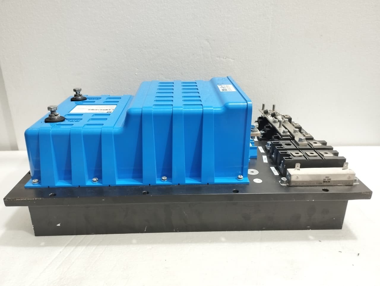 151X1233DB01SA01R GE Energy Power Converter New Without Box 1pc