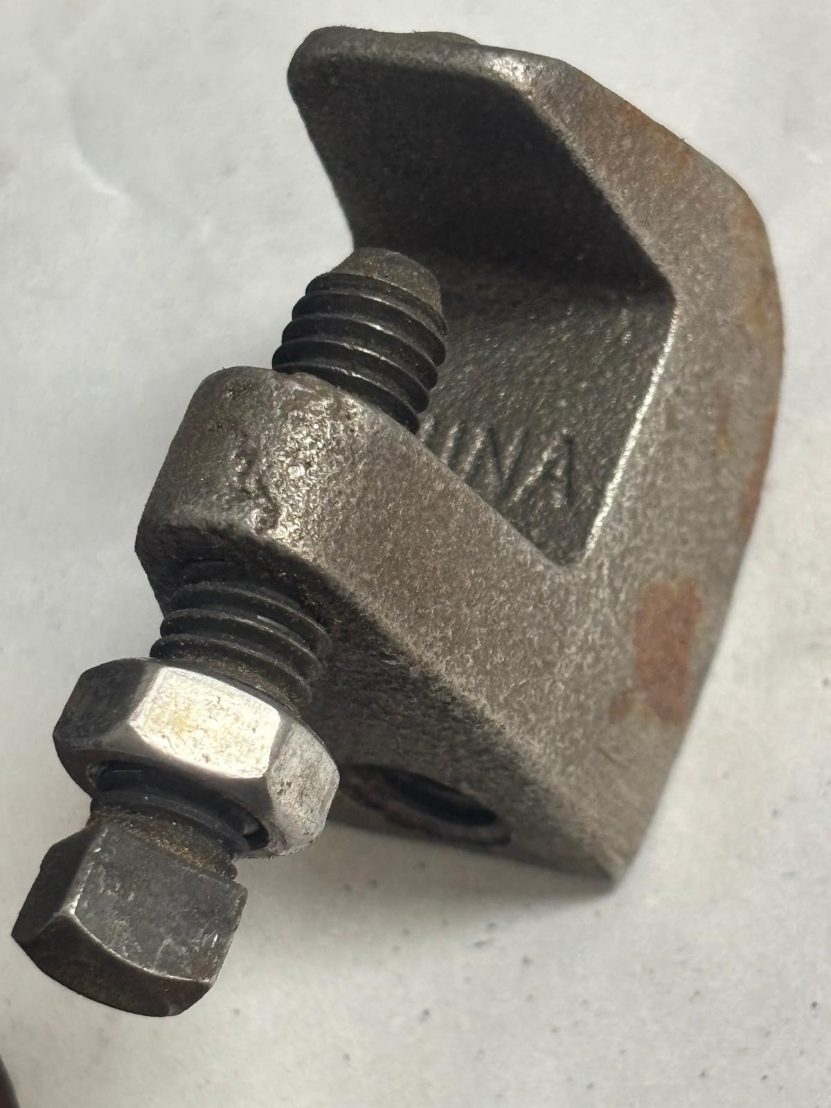 Fastenal 1/2-BIP” Plain Finish Wide (1/2) Throat Univ Top Beam Clamp