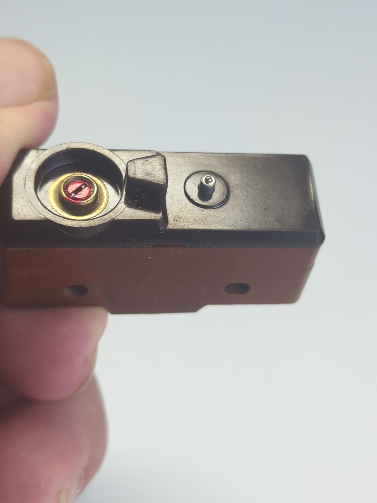 Micro Switch Model 119141 Switch W/Pin Plunger Snap Switch 2 Terminal New No Box