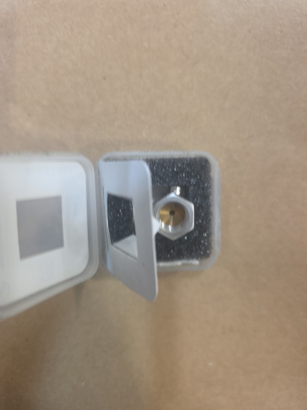 Valco Melton Glue Nozzle 974XX005 Single Bead 40Mm .0161 New Single Head
