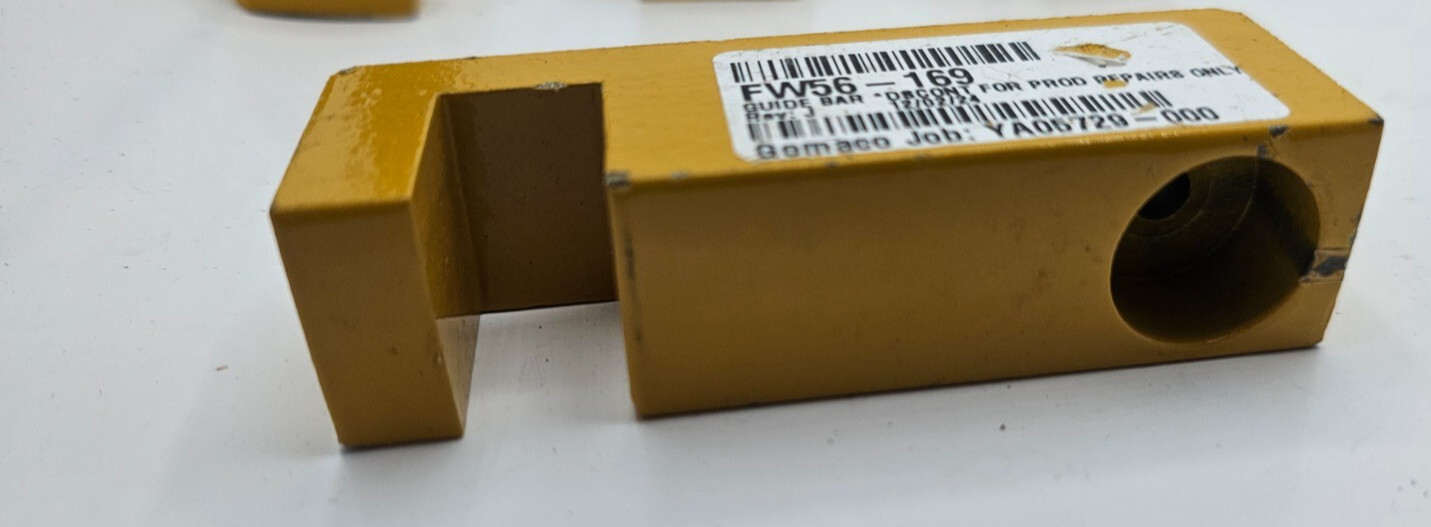 Gomaco Guide Bar Yellow YA05729-000 FW56-169