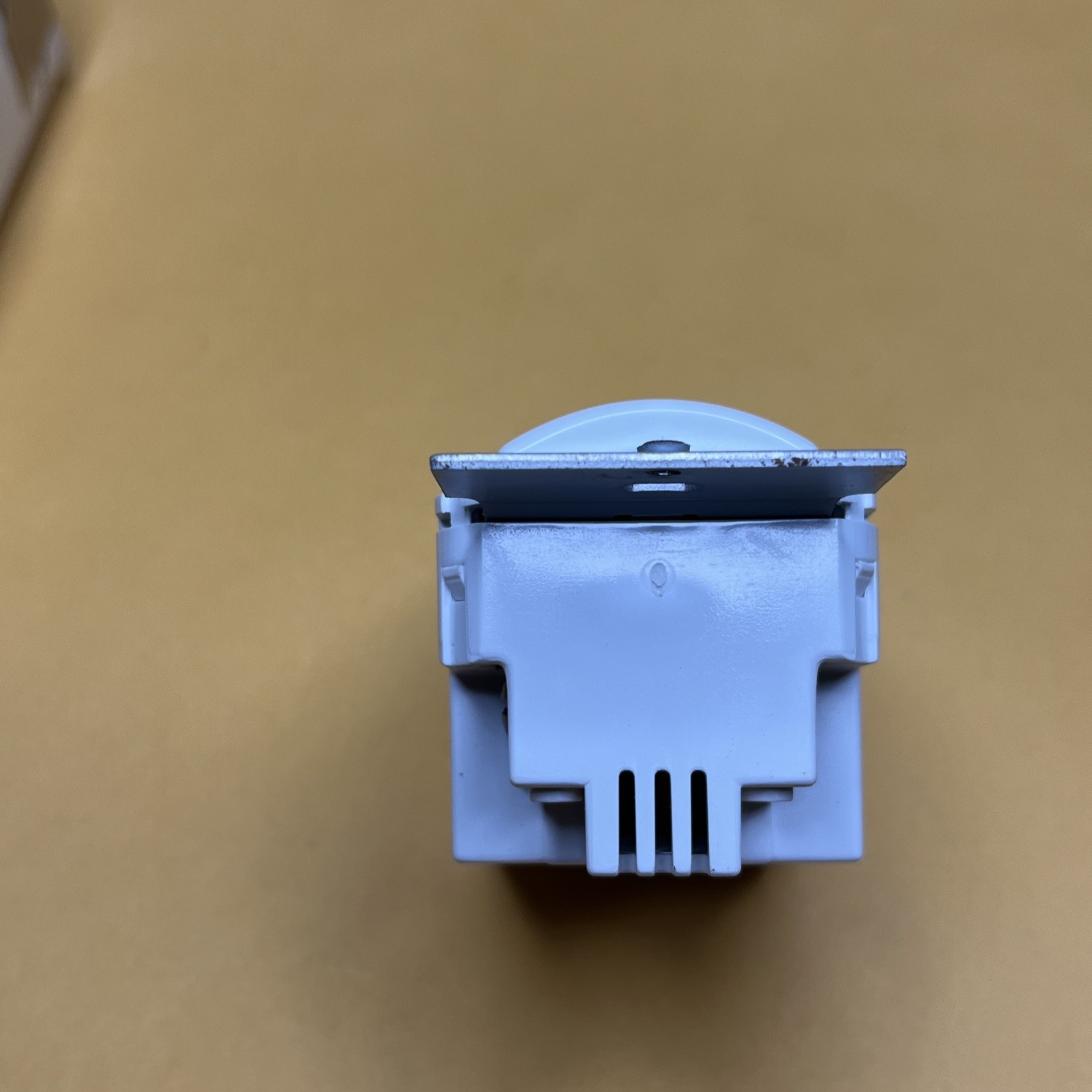 Watt Stopper WS-200-W Passive IR Automated Wall Switch 120-277 VAC 60 Hz White