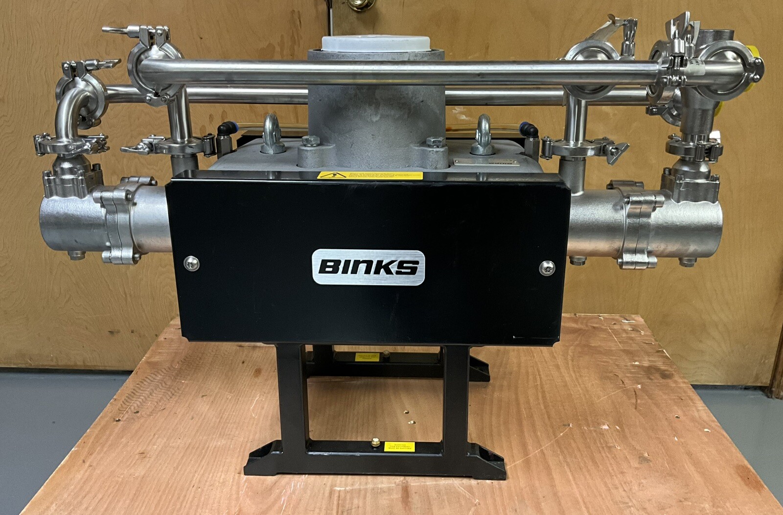 Binks 104264-21 E2-15 Smart Pump w/ C/W PRV (New)