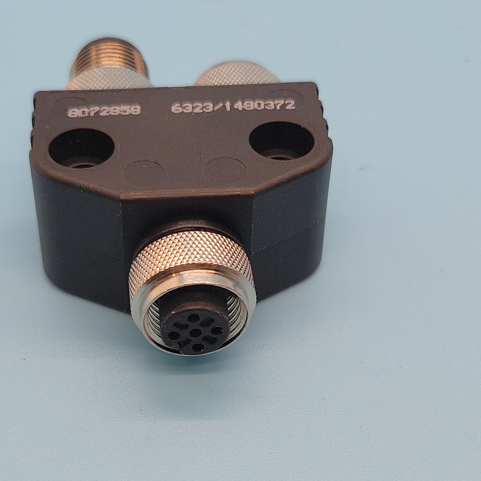 BECKHOFF ZS1052-2600, Plug Y splitter CANopen/DeviceNet, IP 67,