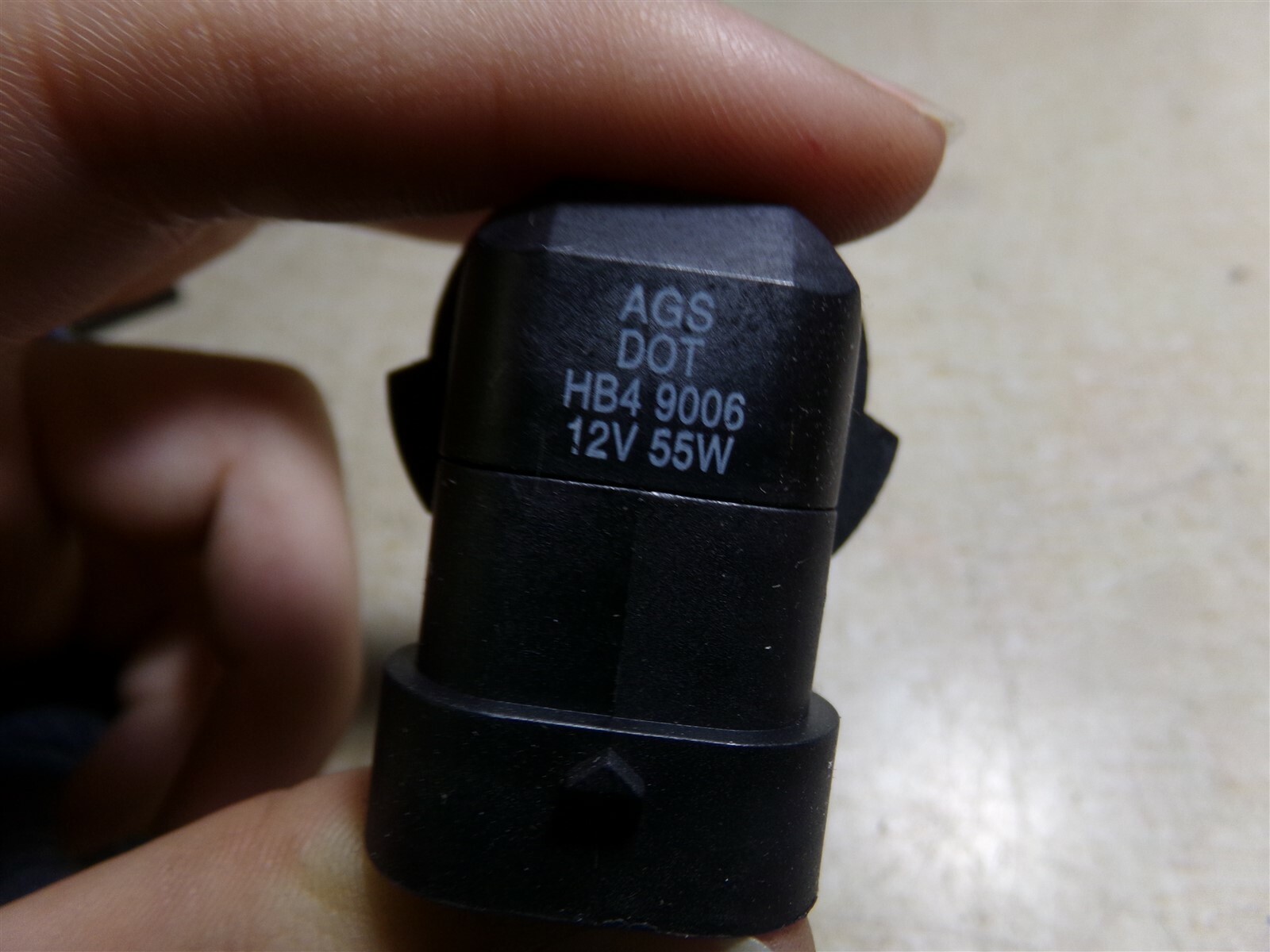 NEW AGS 9006 Headlight Bulb 12V 55W AB-9006 *FREE SHIPPING*