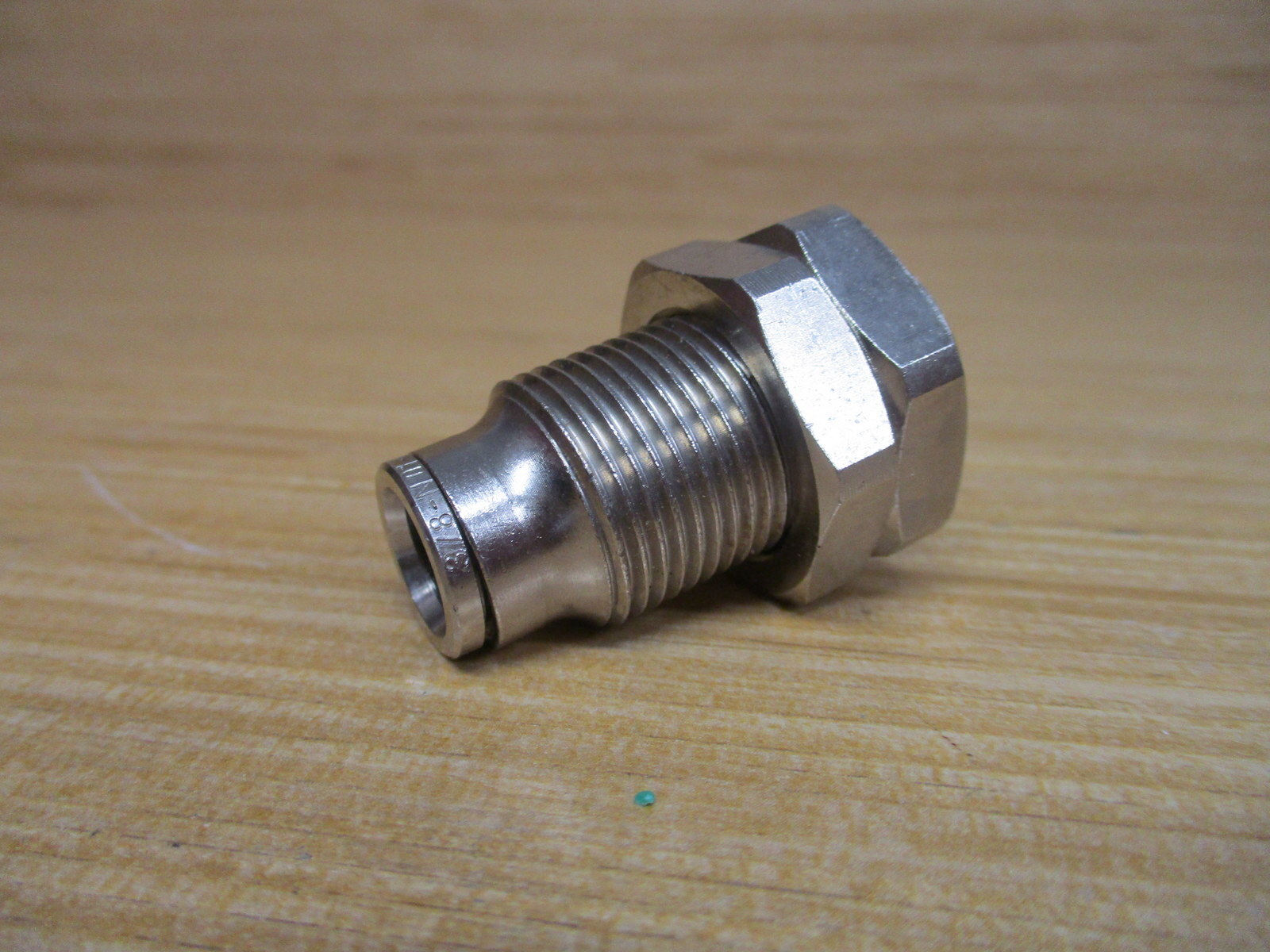 Norgren 120290600 Bulkhead Union