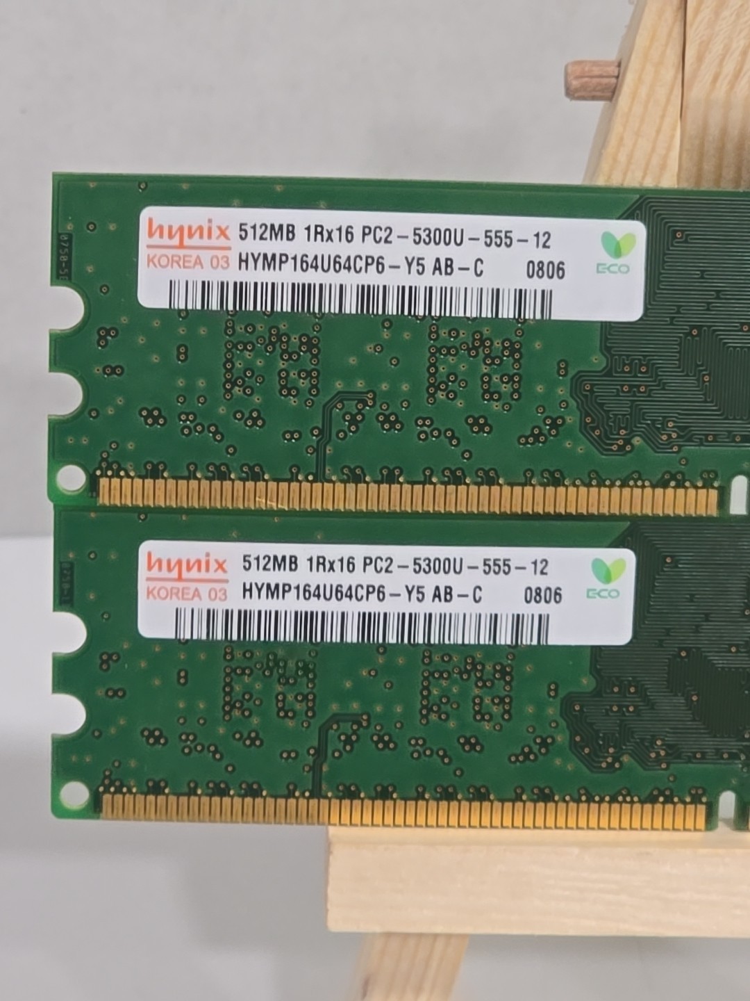🔥 Lot of 2 Hynix 512MB 1Rx16 PC2-5300U-555-12 Module HYMP164U64CP6-Y5 AB RAM
