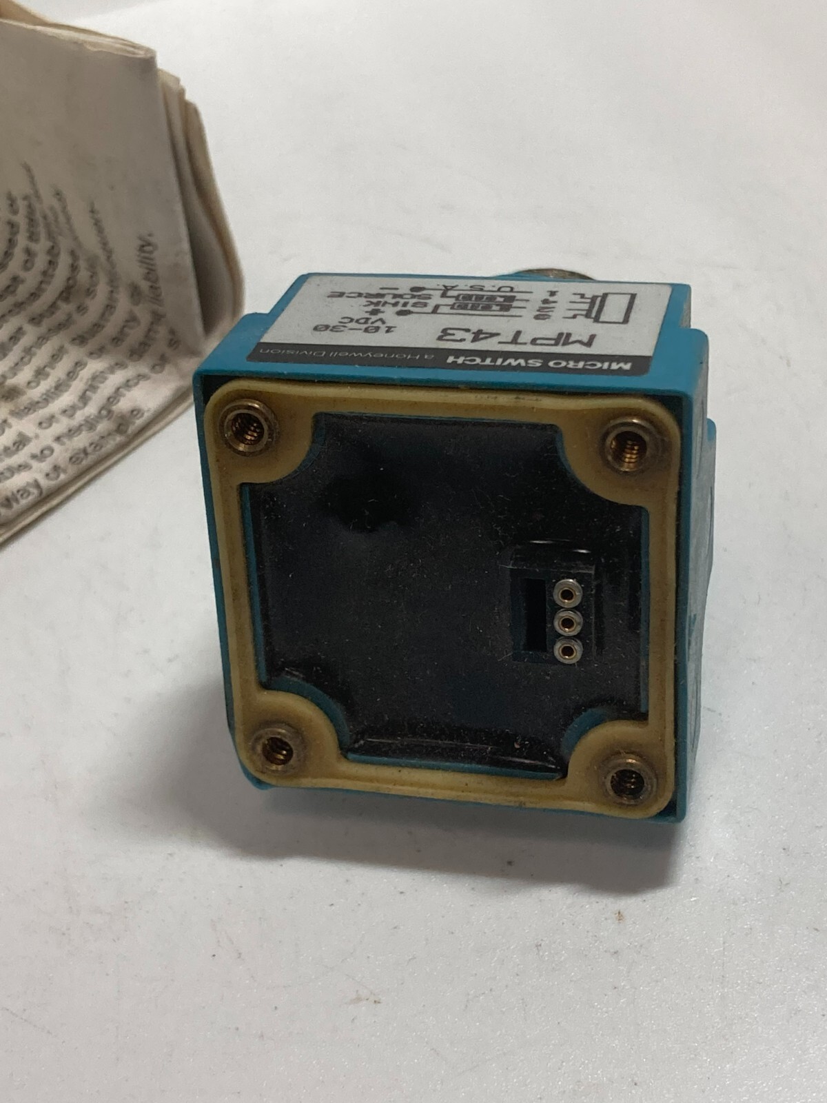 MICRO SWITCH MPT43 MINI BASE 4 WIRE DC DUAL NO OUTPUT 10-30VDC NNB