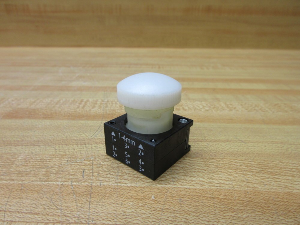 Siemens 3SB3001-6BA60 Furnas White Indicator Light W/Holder (Pack of 3)