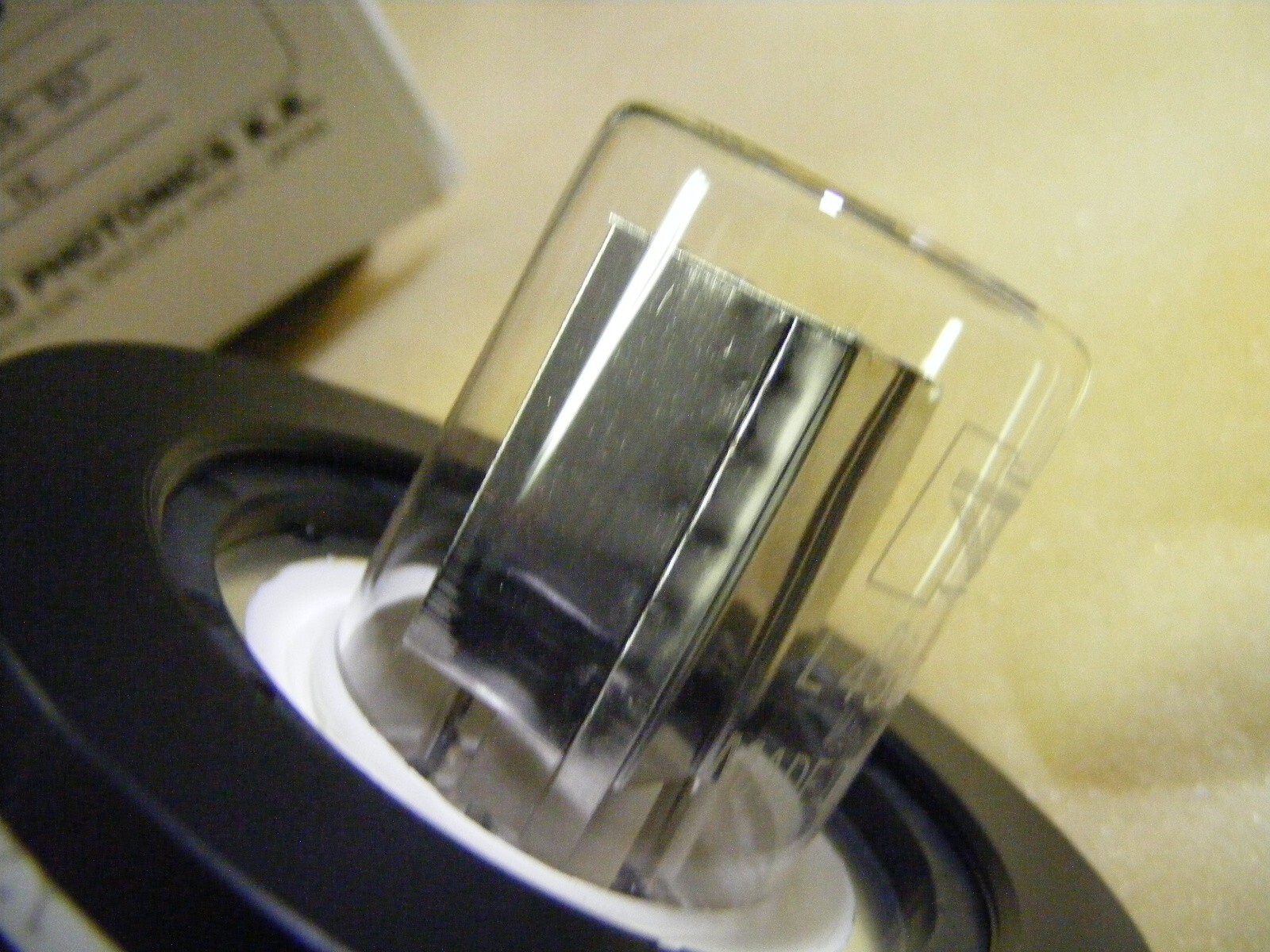 Hamamatsu L4505-50 Deuterium Lamp with Oriel 12730 Mount (a34)