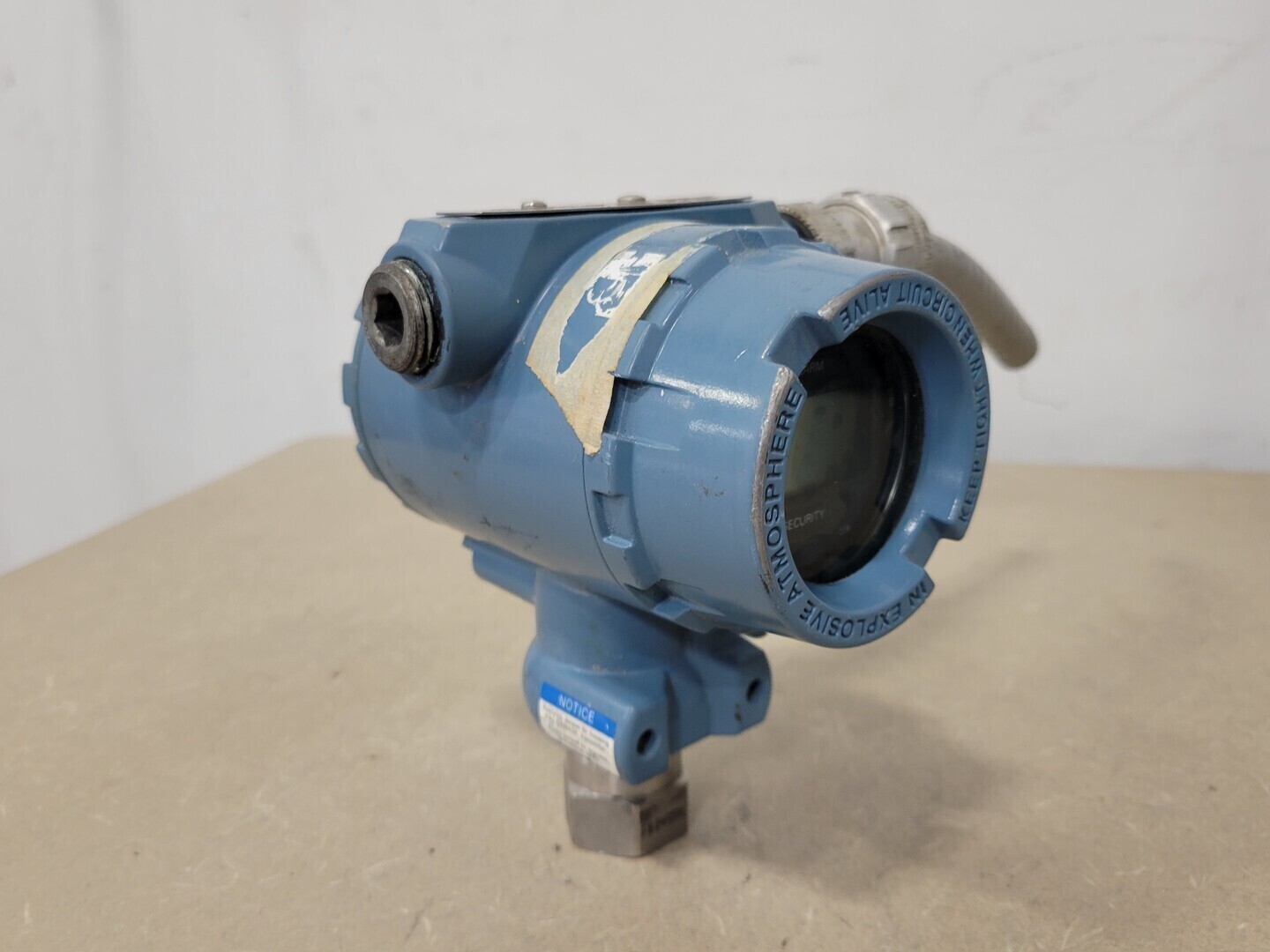 FISHER-ROSEMOUNT 3-15 PSIG Absolute and Gage Pressure Transmitter 2088 G2S22A1M5