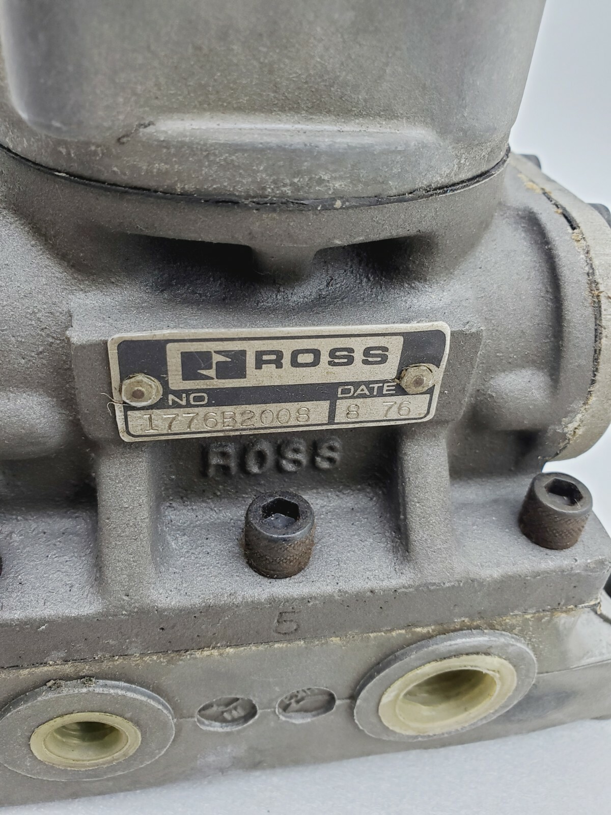 1776B2008 Ross Valve With 152B04 Solenoid