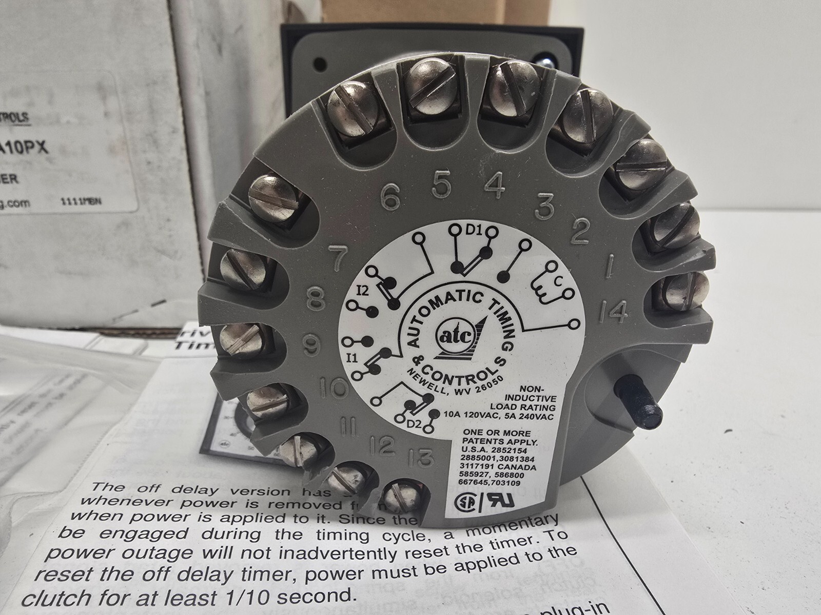 NEW IN BOX! ATC 0-15 SEC TIME DEALY RELAY 3-0305E004A10PX