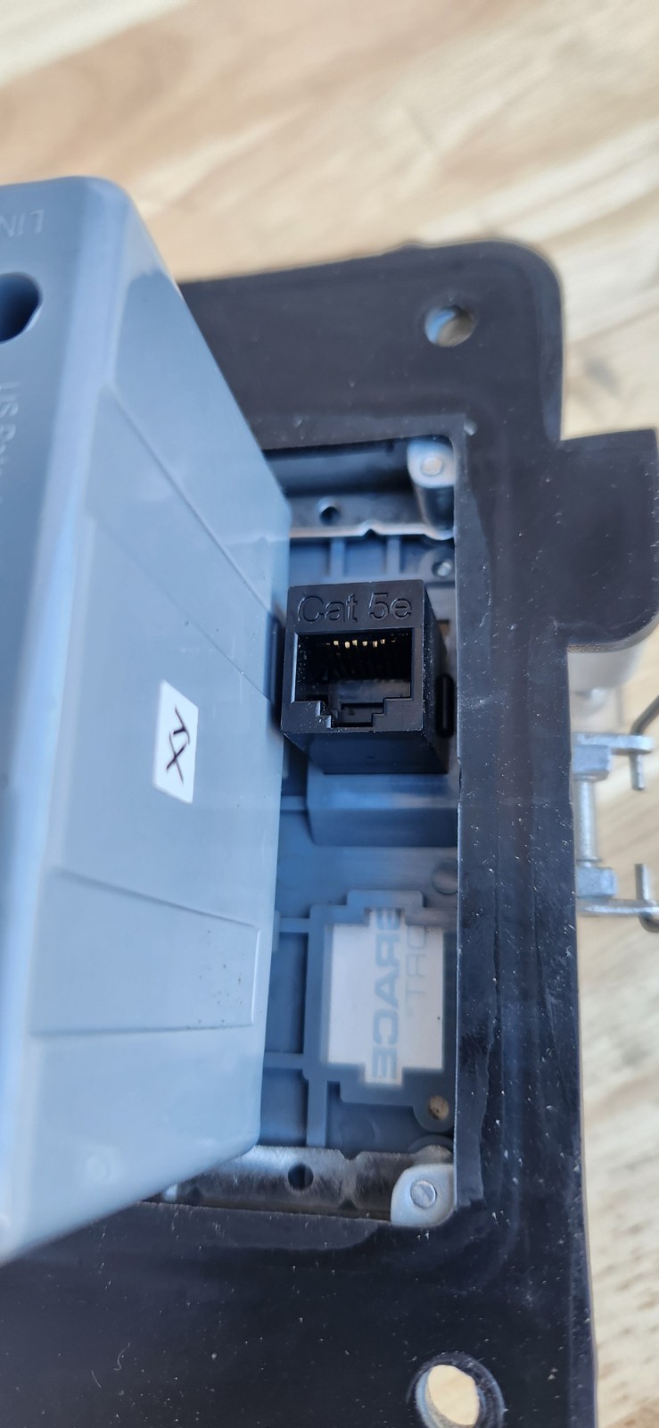 GracePort P-R2-K3RF0 Ethernet Panel Interface Connector 120VAC