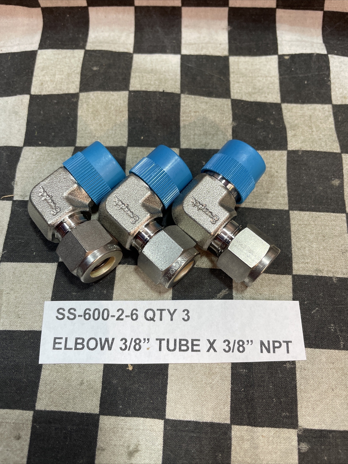 SWAGELOK SS-600-2-8, SS-600-2-4, SS-600-2-6 , ELBOW 3/8″ TUBE, LOT OF 7#1637F8