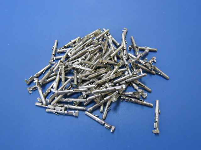 TE CONNECTIVITY 60618-1 Qty of 125 per Lot Pin Contact Tin 18-24 AWG Crimp