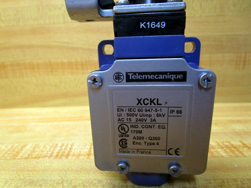 Telemecanique XCKL121H7 Limit Switch XCKL