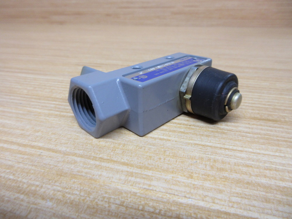 Micro Switch BZE6-2RN7 Honeywell Limit Switch BZE62RN7 W/O Base
