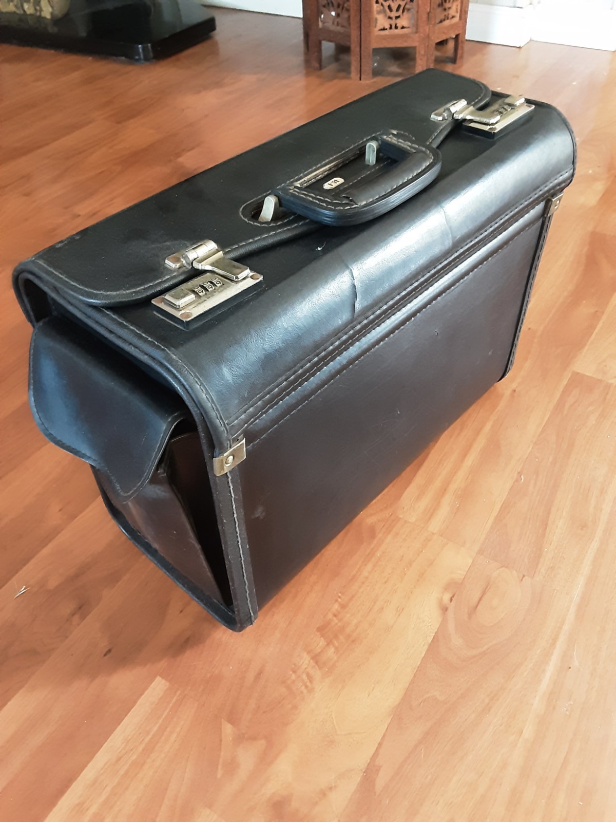 Vintage HIT LEATHER BUSINESS BRIEFCASE