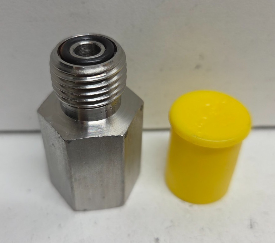 NEW NO BOX! SWAGELOK 1/4″ VCO X 1/4″ FNPT STAINLESS CONNECTOR BODY SS-4-VCO-7-4