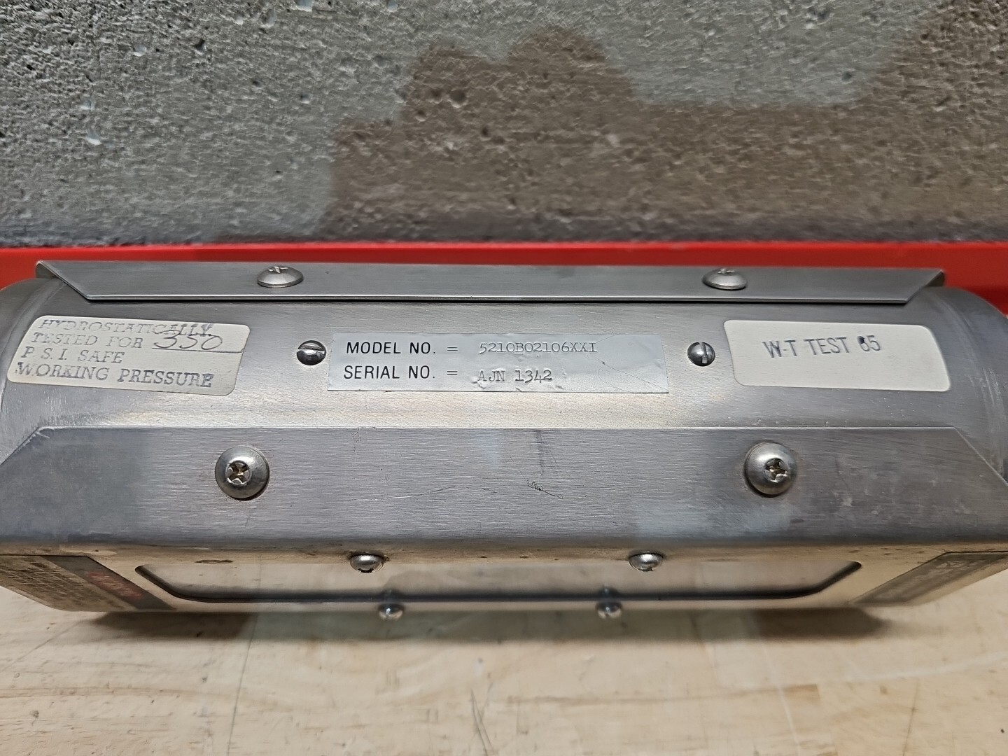 Wallace Tiernan Pennwalt Flow Meter used for Methanol 5210B02106XXI ☆NEW SURPLUS