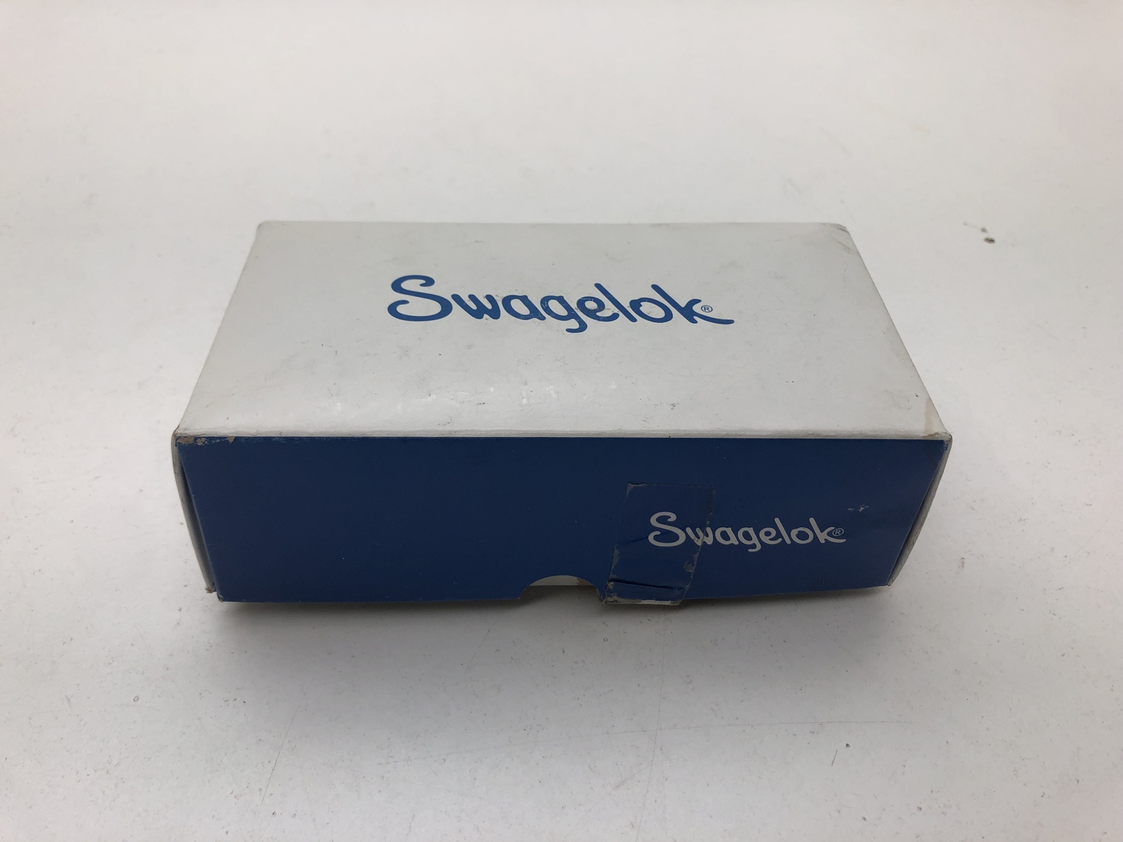 SWAGELOK SS-26VM6-F6 VALVE