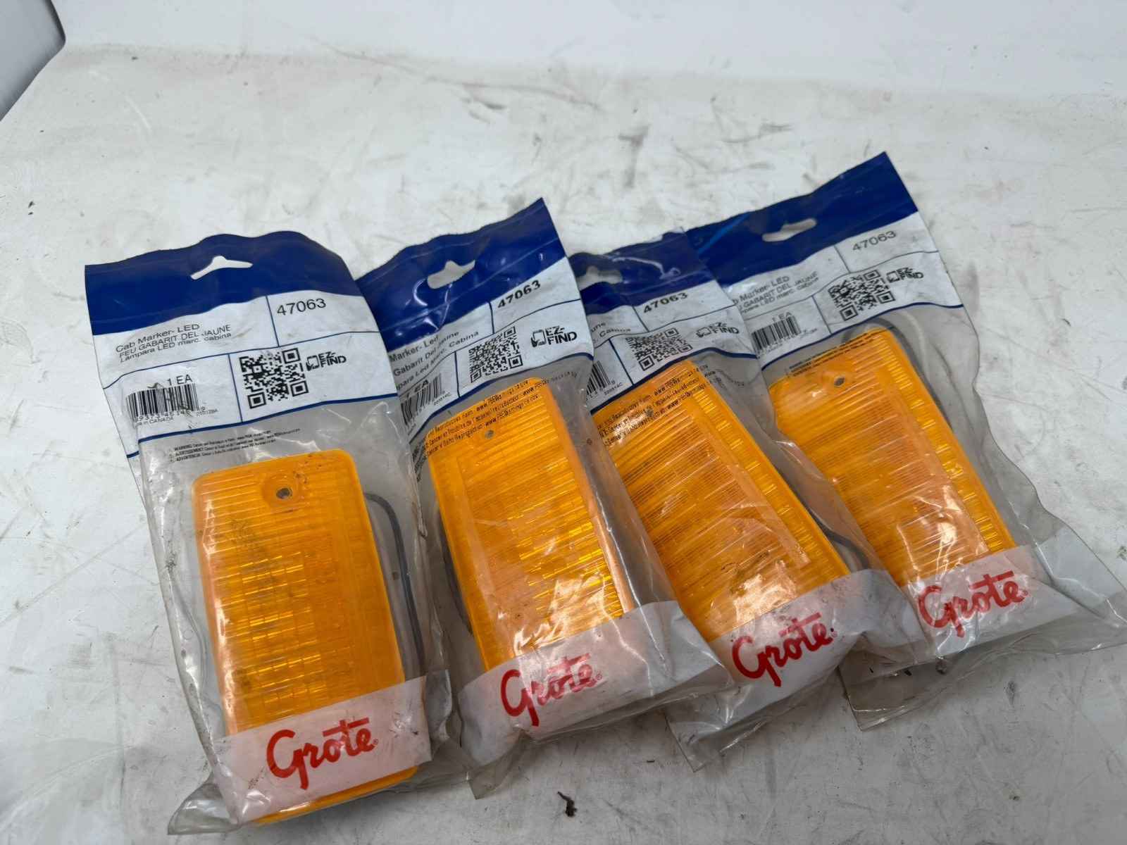 LOT OF 4 Grote 47063 SuperNova® Flush-Mount Amber LED Cab Marker Lights