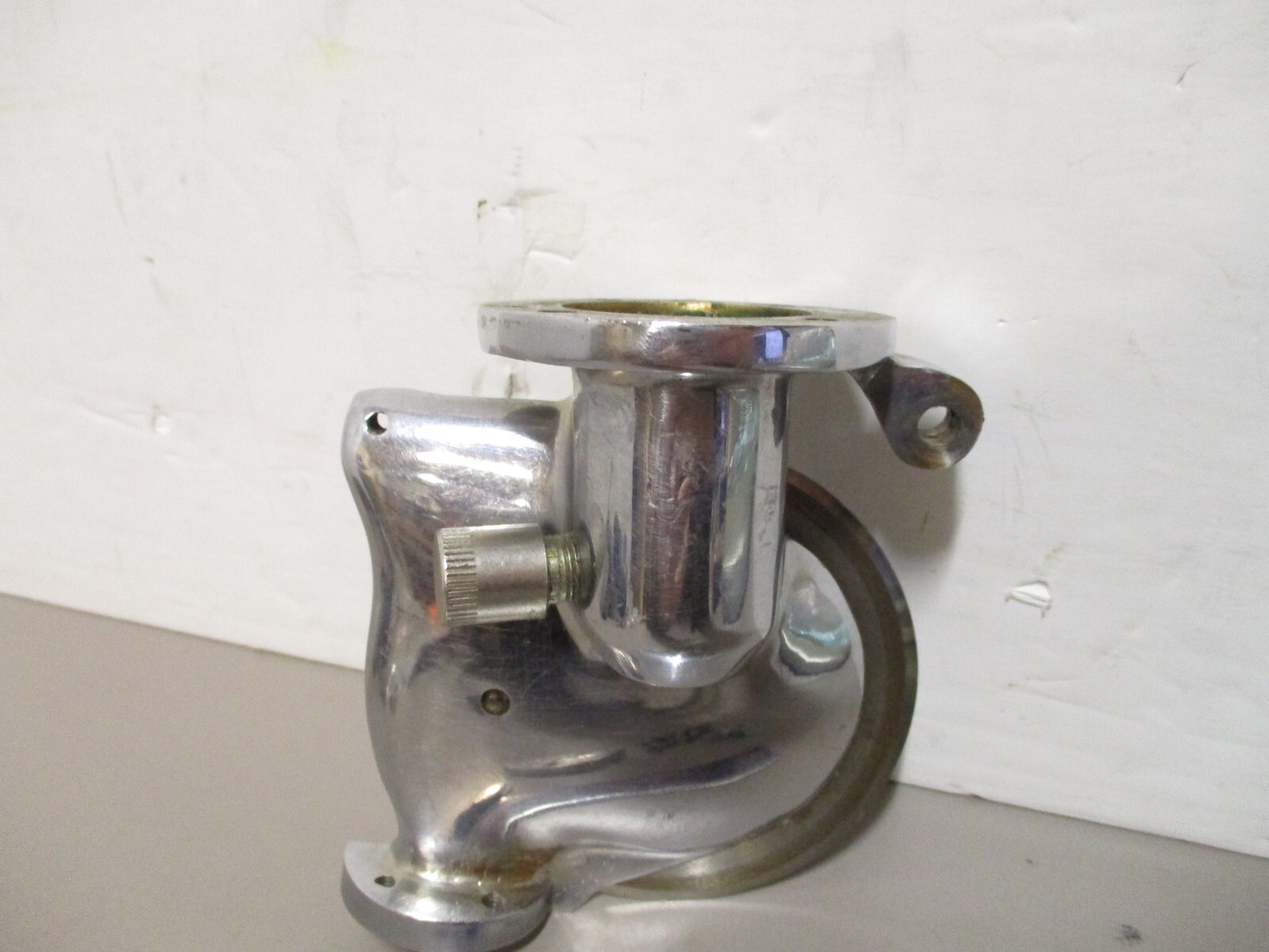 Gearbox Cutter Wheel Carrier 4″ for Vintage Wolf Model R Electric Fabric Cutter