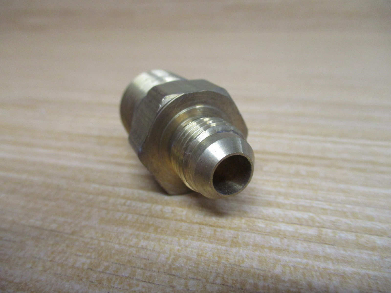 Parker 6-8FTX-B Male 37° Flare, Tube x NPT Fitting 68FTXB (Pack of 4)