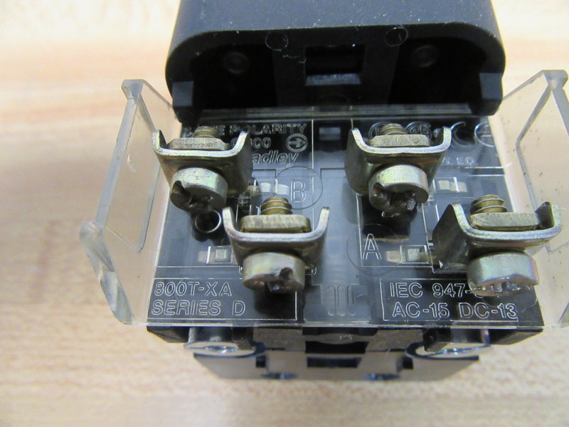 Allen Bradley 800T-FXQH2RA Button 800TFXQH2RA Amber