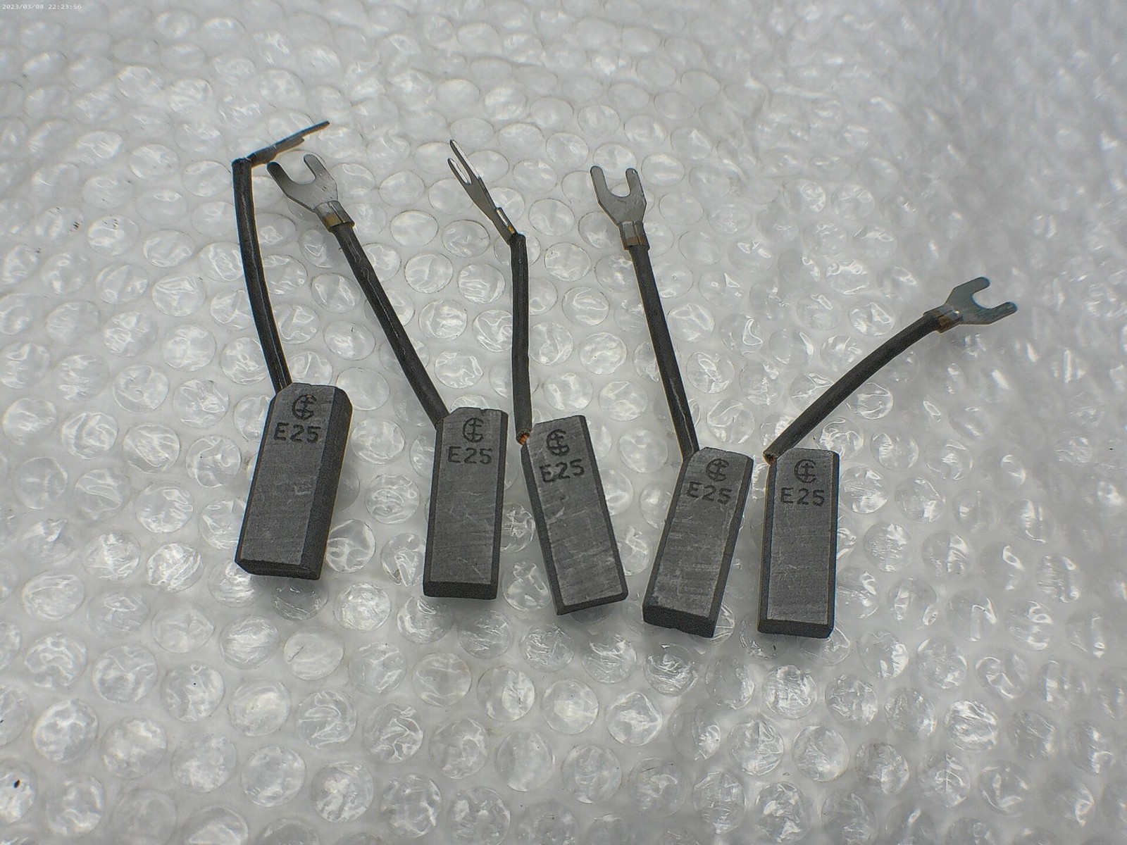INDUSTRIAL SPARE E25 CARBON BRUSH LOT OF 5 NSNP