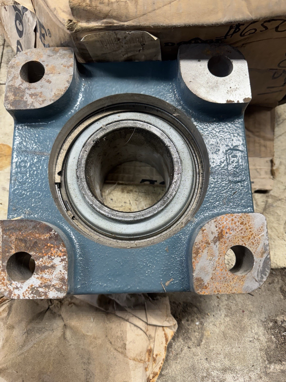 New DODGE EF4B-S2-215R Roller Bearing, 2-15/16″ Bore Block Industrial