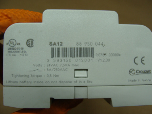 CROUZET MILLENIUM II+ SA12 CONTROLLER 24VAC 7.5VA MAX 8A/250VAC